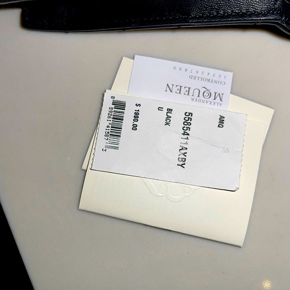 Alexander Mcqueen Jeweled Quilted 4 knuckles Leather Shoulder bag - Picture 4 of 7